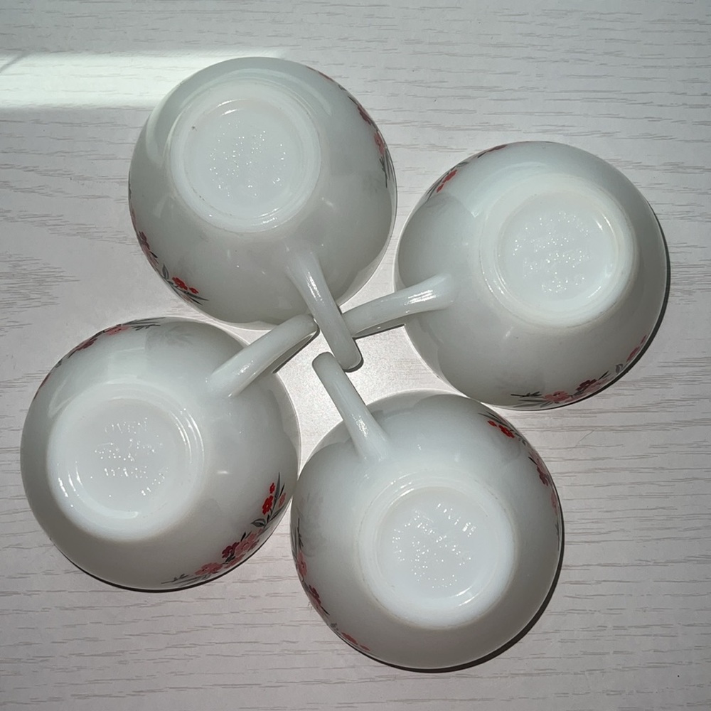 Primrose Tea Set - Picture 5 of 7
